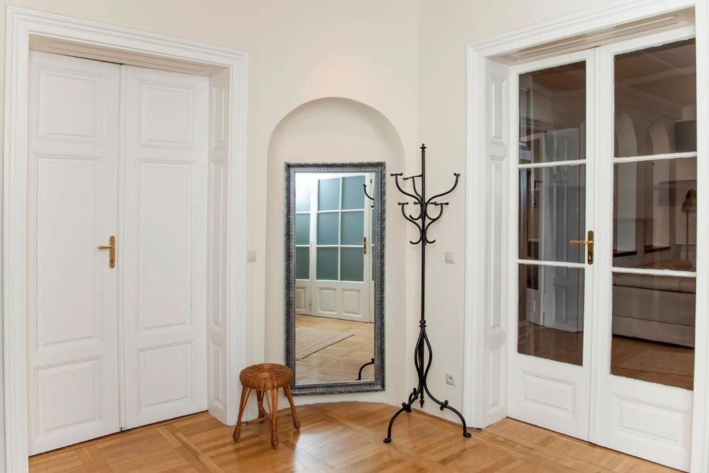 Velky Apartman براتسيلافا المظهر الخارجي الصورة